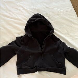 Lululemon black scuba